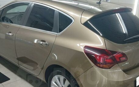 Opel Astra J, 2014 год, 920 000 рублей, 4 фотография