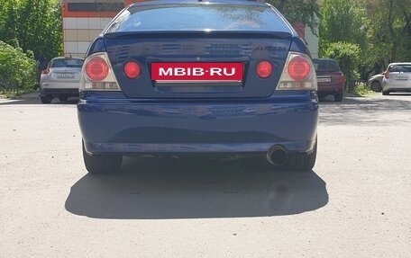 Toyota Altezza, 2001 год, 750 000 рублей, 5 фотография