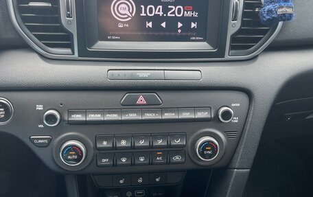 KIA Sportage IV рестайлинг, 2018 год, 2 150 000 рублей, 9 фотография