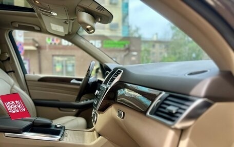 Mercedes-Benz M-Класс, 2011 год, 2 099 000 рублей, 32 фотография