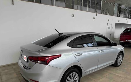 Hyundai Solaris II рестайлинг, 2019 год, 1 500 000 рублей, 4 фотография