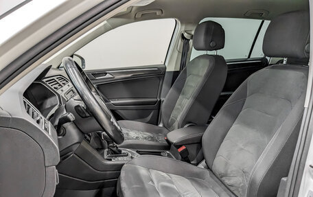 Volkswagen Tiguan II, 2017 год, 2 490 000 рублей, 21 фотография