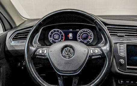 Volkswagen Tiguan II, 2017 год, 2 490 000 рублей, 22 фотография