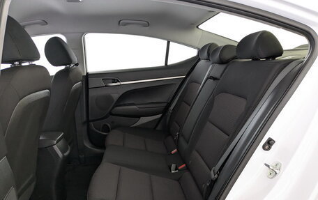 Hyundai Elantra VI рестайлинг, 2019 год, 1 820 000 рублей, 10 фотография