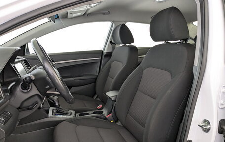Hyundai Elantra VI рестайлинг, 2019 год, 1 820 000 рублей, 19 фотография