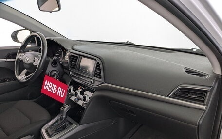 Hyundai Elantra VI рестайлинг, 2019 год, 1 820 000 рублей, 20 фотография
