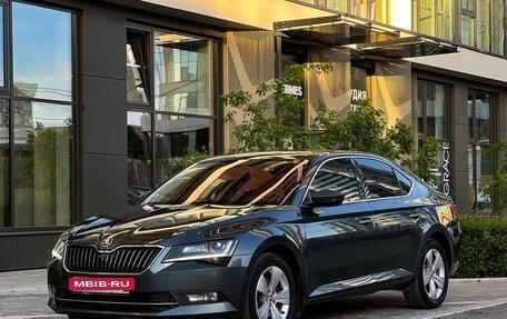Skoda Superb III рестайлинг, 2017 год, 2 270 000 рублей, 3 фотография