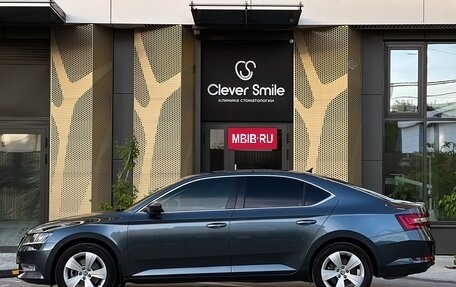 Skoda Superb III рестайлинг, 2017 год, 2 270 000 рублей, 15 фотография