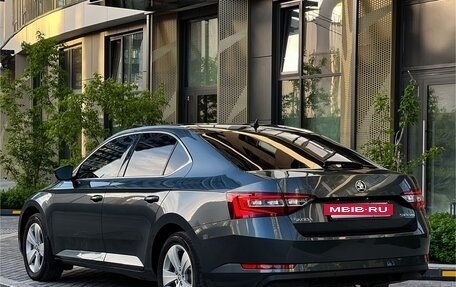 Skoda Superb III рестайлинг, 2017 год, 2 270 000 рублей, 17 фотография