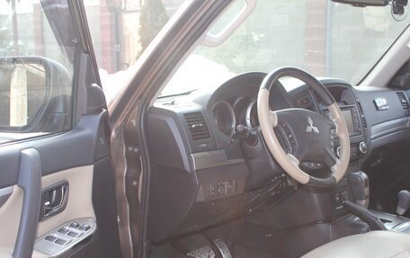 Mitsubishi Pajero IV, 2012 год, 3 200 000 рублей, 7 фотография