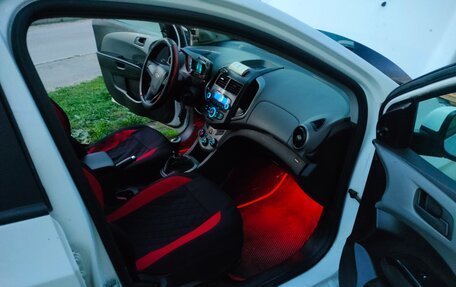 Chevrolet Aveo III, 2015 год, 500 000 рублей, 4 фотография