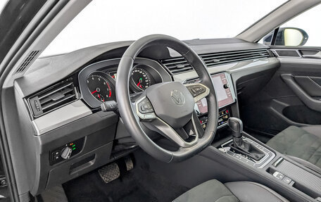 Volkswagen Passat B8 рестайлинг, 2021 год, 3 150 000 рублей, 16 фотография