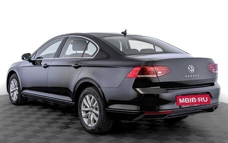 Volkswagen Passat B8 рестайлинг, 2021 год, 3 150 000 рублей, 7 фотография