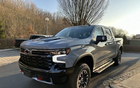 Chevrolet Silverado, 2025 год, 13 500 000 рублей, 5 фотография