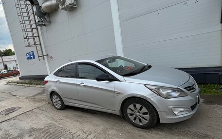 Hyundai Solaris II рестайлинг, 2016 год, 850 000 рублей, 2 фотография