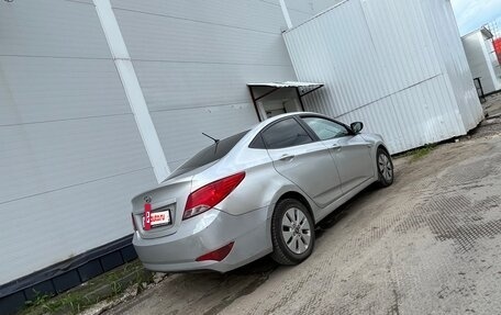 Hyundai Solaris II рестайлинг, 2016 год, 850 000 рублей, 3 фотография
