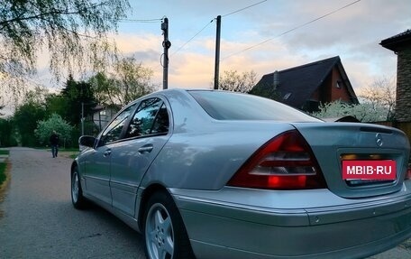 Mercedes-Benz C-Класс, 2002 год, 595 000 рублей, 4 фотография