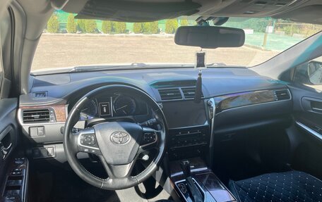 Toyota Camry, 2017 год, 2 500 000 рублей, 9 фотография