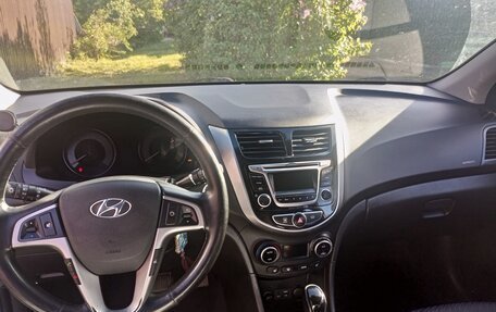 Hyundai Solaris II рестайлинг, 2016 год, 1 200 000 рублей, 5 фотография