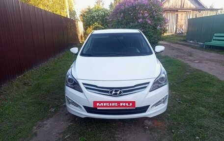 Hyundai Solaris II рестайлинг, 2016 год, 1 200 000 рублей, 2 фотография