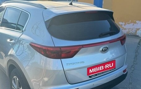KIA Sportage IV рестайлинг, 2016 год, 1 800 000 рублей, 8 фотография