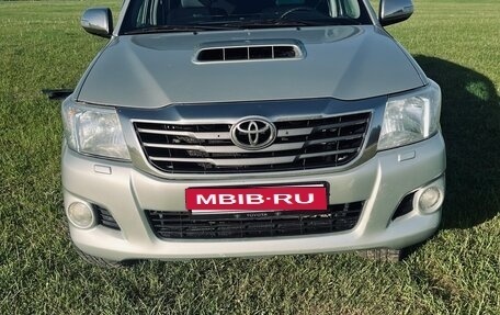 Toyota Hilux VII, 2011 год, 2 300 000 рублей, 1 фотография