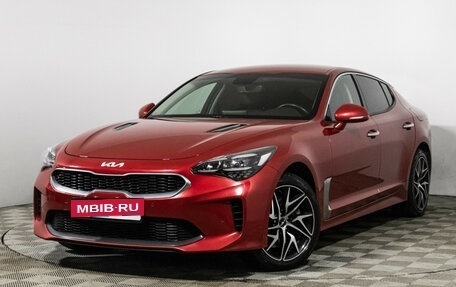 KIA Stinger I, 2022 год, 2 800 000 рублей, 1 фотография