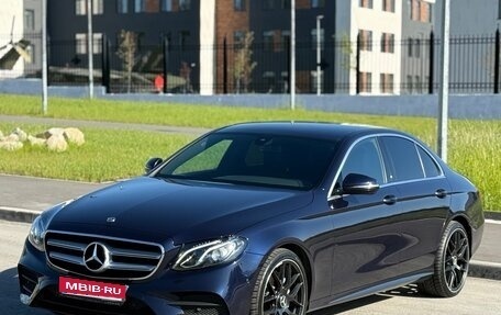 Mercedes-Benz E-Класс, 2019 год, 3 100 000 рублей, 1 фотография