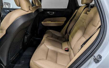 Volvo XC60 II, 2018 год, 3 650 000 рублей, 12 фотография