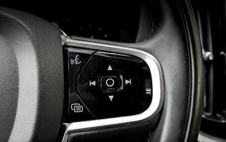 Volvo XC60 II, 2018 год, 3 650 000 рублей, 28 фотография