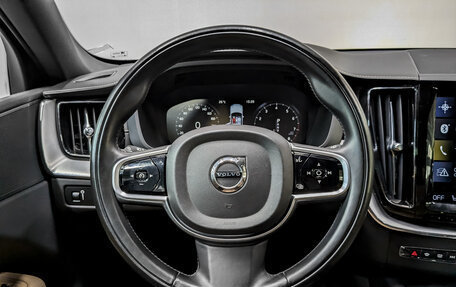 Volvo XC60 II, 2018 год, 3 650 000 рублей, 24 фотография