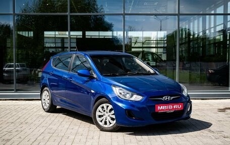 Hyundai Solaris II рестайлинг, 2012 год, 650 000 рублей, 5 фотография