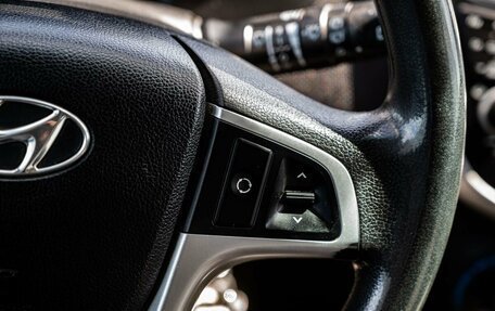 Hyundai Solaris II рестайлинг, 2012 год, 650 000 рублей, 19 фотография