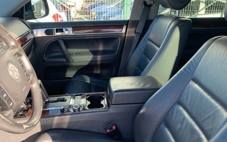 Volkswagen Touareg III, 2009 год, 1 350 000 рублей, 9 фотография