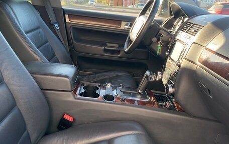 Volkswagen Touareg III, 2009 год, 1 350 000 рублей, 13 фотография