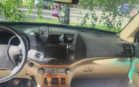 Toyota Highlander III, 2008 год, 2 200 000 рублей, 3 фотография