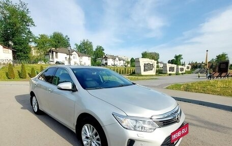 Toyota Camry, 2015 год, 2 490 000 рублей, 3 фотография