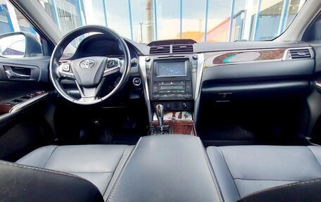 Toyota Camry, 2015 год, 2 490 000 рублей, 15 фотография