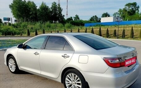 Toyota Camry, 2015 год, 2 490 000 рублей, 10 фотография