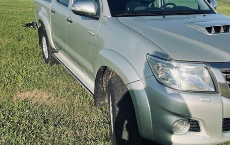 Toyota Hilux VII, 2011 год, 2 300 000 рублей, 6 фотография