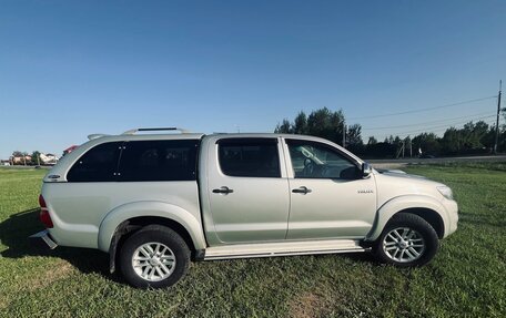 Toyota Hilux VII, 2011 год, 2 300 000 рублей, 4 фотография
