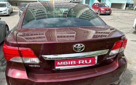 Toyota Avensis III рестайлинг, 2012 год, 1 450 000 рублей, 2 фотография