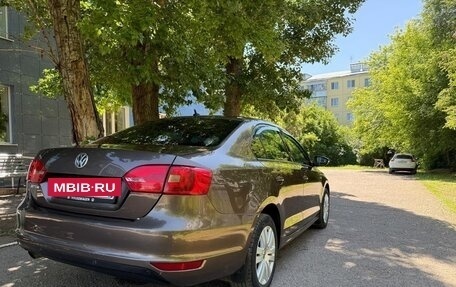 Volkswagen Jetta VI, 2013 год, 1 200 000 рублей, 2 фотография