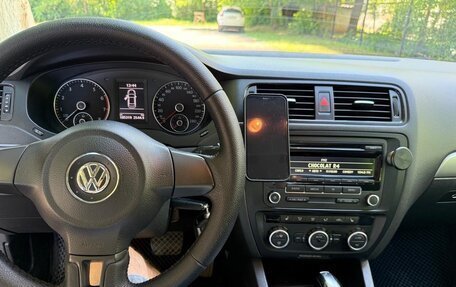 Volkswagen Jetta VI, 2013 год, 1 200 000 рублей, 7 фотография