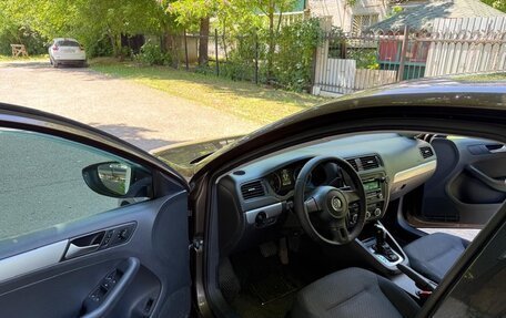 Volkswagen Jetta VI, 2013 год, 1 200 000 рублей, 6 фотография