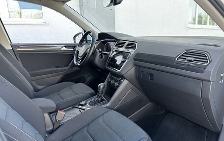 Volkswagen Tiguan II, 2020 год, 3 500 000 рублей, 17 фотография