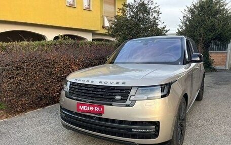 Land Rover Range Rover IV рестайлинг, 2022 год, 12 200 000 рублей, 2 фотография