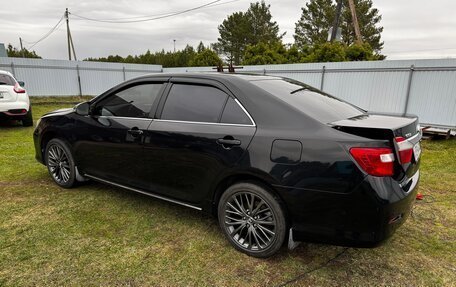 Toyota Camry, 2012 год, 2 000 000 рублей, 2 фотография