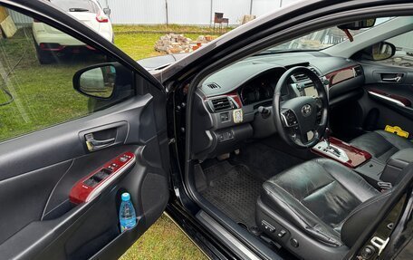 Toyota Camry, 2012 год, 2 000 000 рублей, 9 фотография