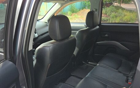 Mitsubishi Outlander III рестайлинг 3, 2008 год, 1 250 000 рублей, 8 фотография